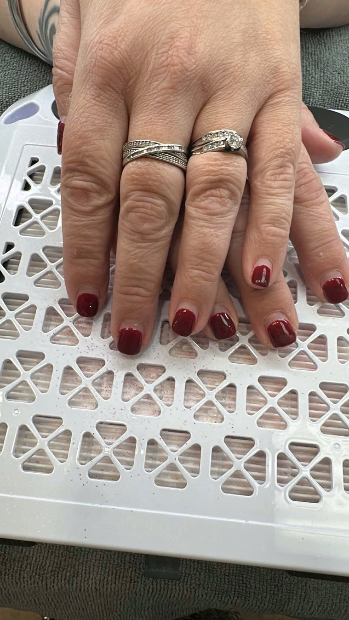 Deep burgundy short manicure