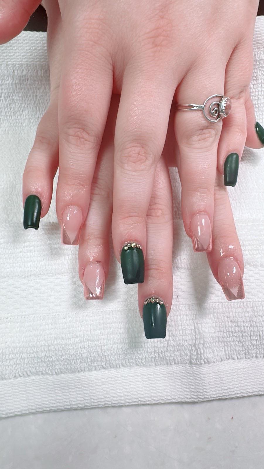 Dark green nail set with crystal detail
